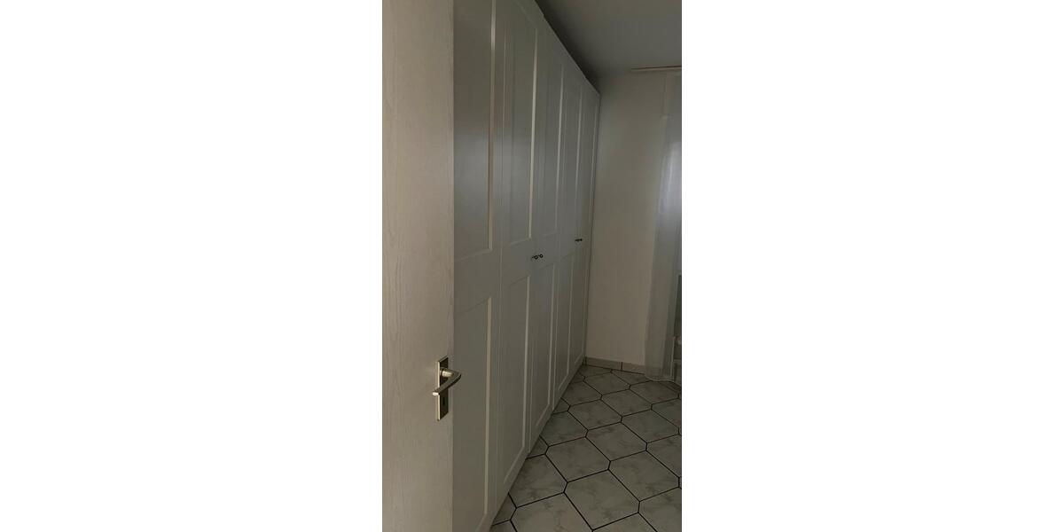 Etagenwohnung Gelsenkirchen - 3.5 Zimmer, 77 m&sup2;, 180.000&euro; | Angebot:27534363