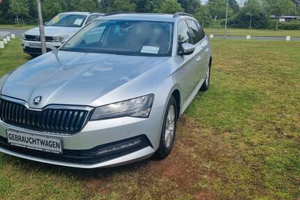 Skoda Superb 84.000 km 22.950 &euro; Duisburg 47167
