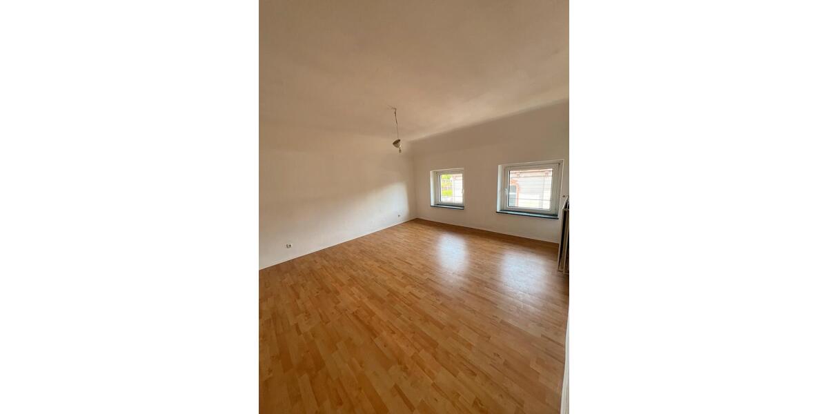 Etagenwohnung Wuppertal Dornap - 3 Zimmer, 100 m&sup2;, 550&euro; | Angebot:27550978