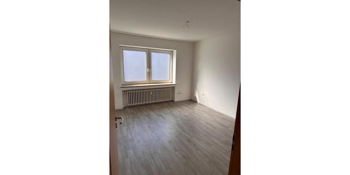Etagenwohnung Gelsenkirchen - 1 Zimmer, 40 m&sup2;, 290&euro; | Angebot:25918404