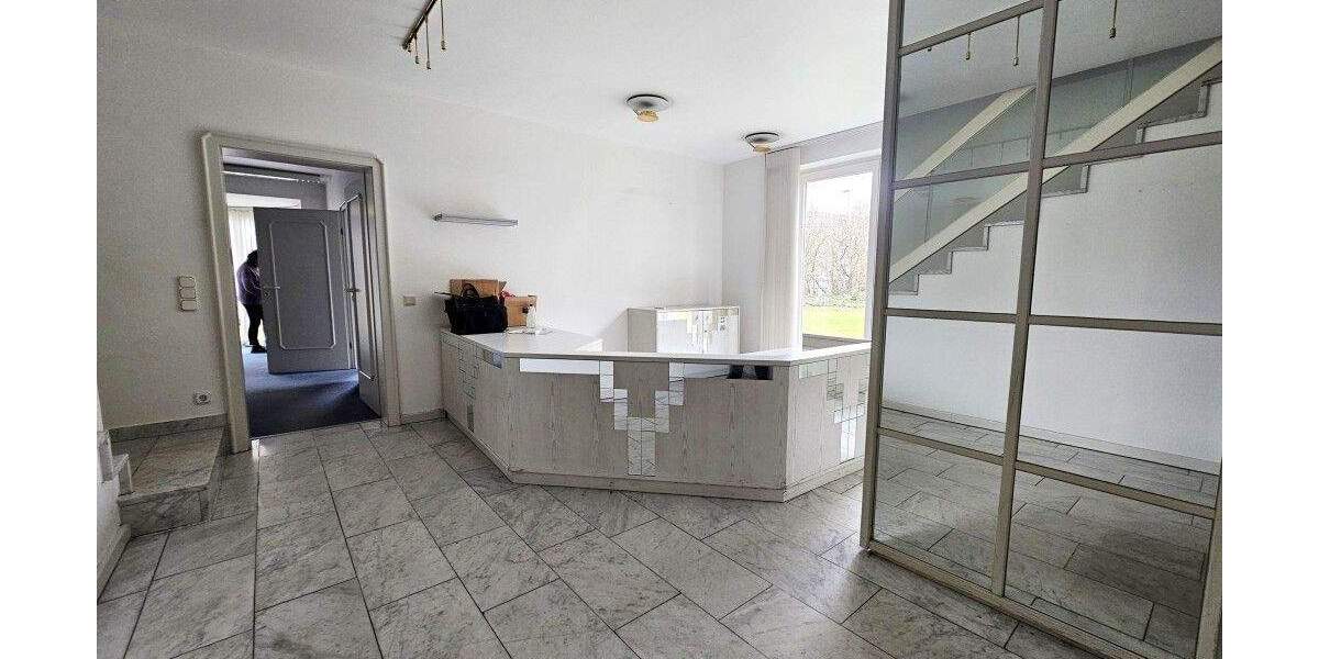 Gewerbeobjekt Solingen Ohligs-Aufderhöhe - 1 Zimmer, 358 m&sup2;, 3.222&euro; | Angebot:25802094