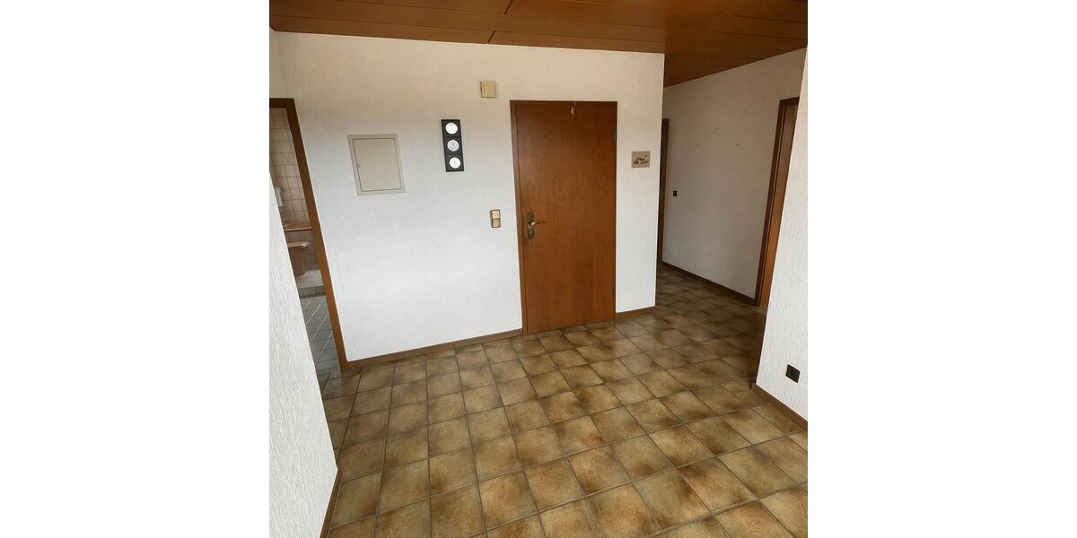 Dachgeschoßwohnung Bochum Günnigfeld - 3 Zimmer, 107 m&sup2;, 695&euro; | Angebot:27533094