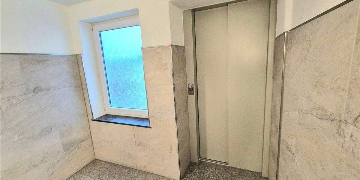 Gewerbeobjekt Essen Frohnhausen - 4 Zimmer, 1.850.000&euro; | Angebot:25678722