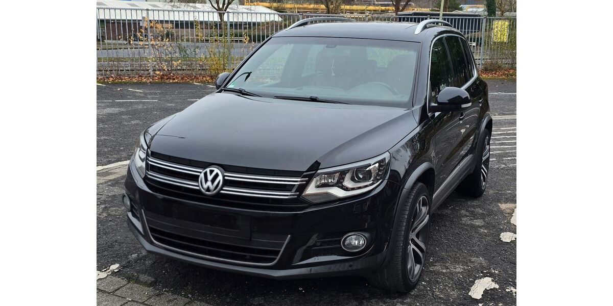 VW Tiguan 199.641 km 11.490 &euro; Mülheim 45476