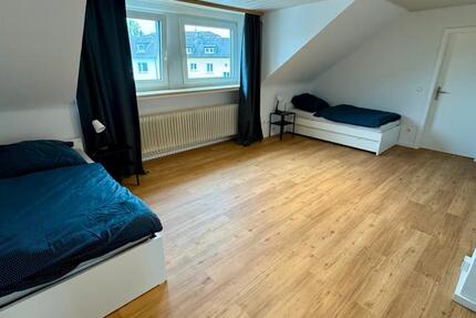 Wohnung Solingen - 3 Zimmer, 85 m&sup2;, 15&euro; | Angebot:23912668