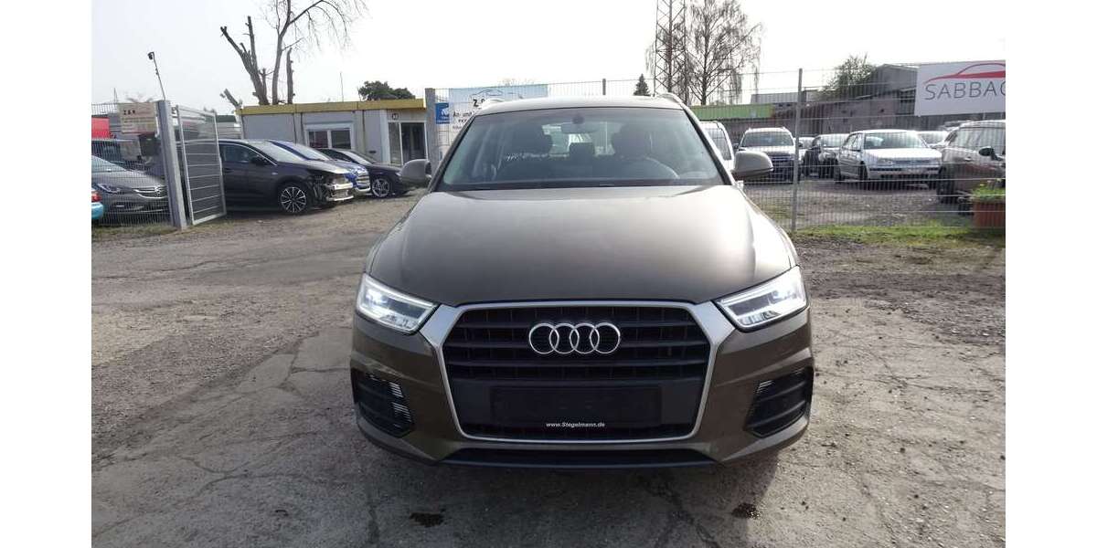 Audi Q3 121.000 km 14.490 &euro; Düsseldorf 40231