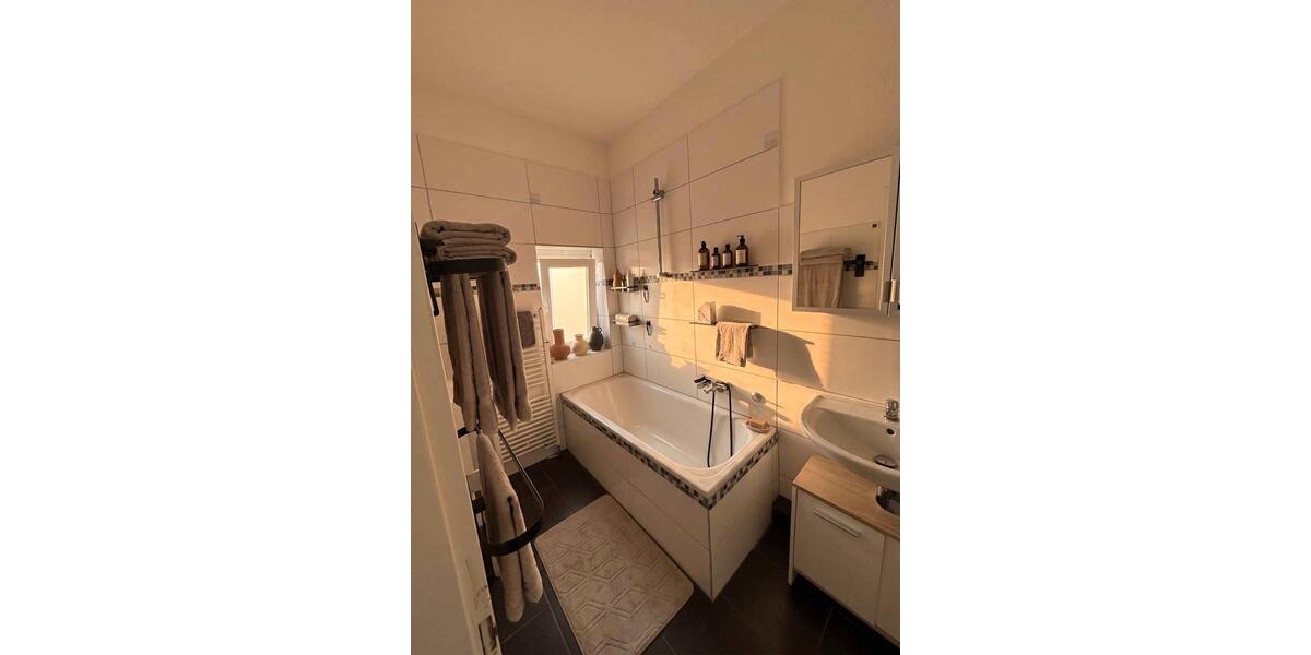 Etagenwohnung Gelsenkirchen Ückendorf - 3 Zimmer, 78 m&sup2;, 570&euro; | Angebot:27547079