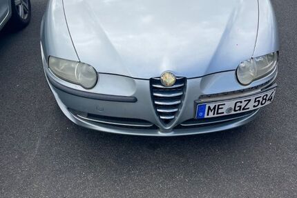 Alfa Romeo 147 144.000 km 1.200 &euro; Monheim 40789