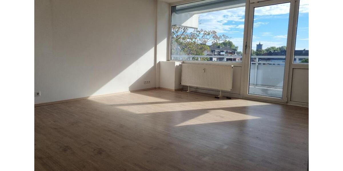 Etagenwohnung Neuss - 3 Zimmer, 83 m&sup2;, 315.000&euro; | Angebot:27533936
