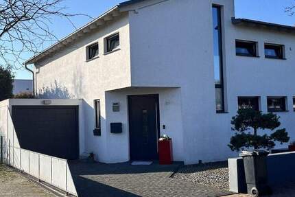 Haus Duisburg Baerl - 5 Zimmer, 174 m&sup2;, 729.000&euro; | Angebot:25780353