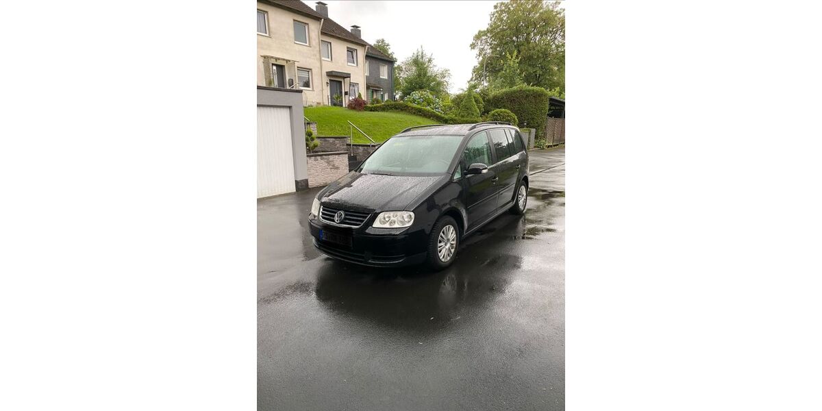 VW Touran 187.000 km 1.750 &euro; Remscheid 42899