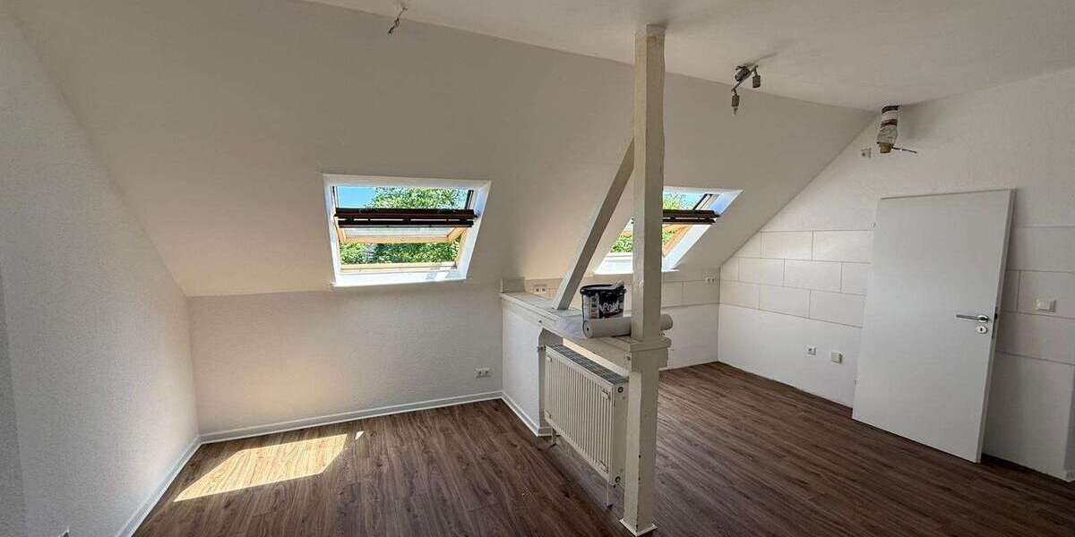 Etagenwohnung Duisburg Hamborn - 3 Zimmer, 92 m&sup2;, 750&euro; | Angebot:27571664