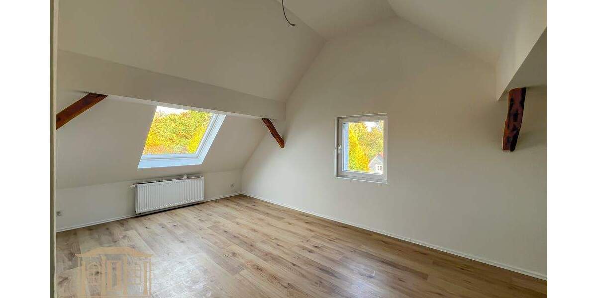 Einfamilienhaus Remscheid Lüttringhausen - 1 Zimmer, 249 m&sup2;, 399.500&euro; | Angebot:25728100