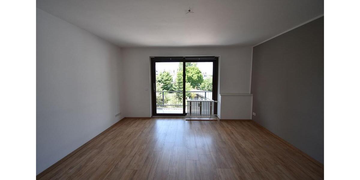 Etagenwohnung Essen Stadtbezirk VI - 4 Zimmer, 145 m&sup2;, 1.550&euro; | Angebot:22040281
