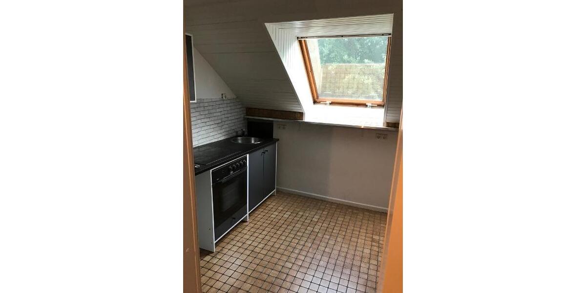 Dachgeschoßwohnung Mülheim an der Ruhr Dümpten - 2 Zimmer, 51 m&sup2;, 85.000&euro; | Angebot:27534619