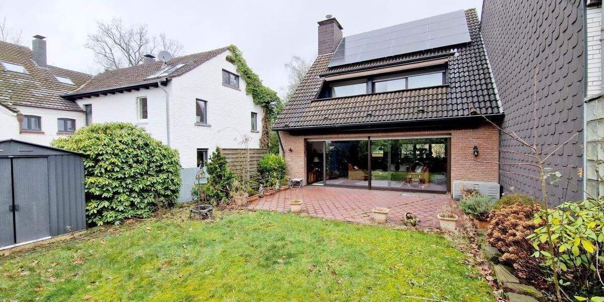Einfamilienhaus Mülheim Holthausen - 5 Zimmer, 216 m&sup2;, 599.000&euro; | Angebot:25779202