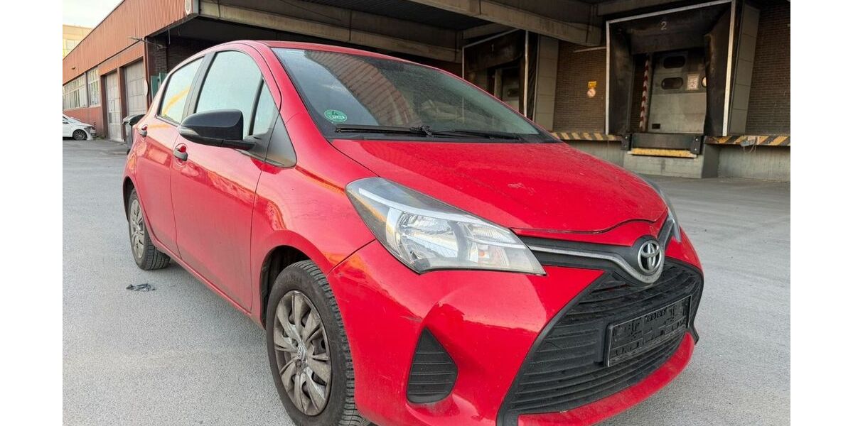 Toyota Yaris 80.000 km 5.950 &euro; Wuppertal 42389