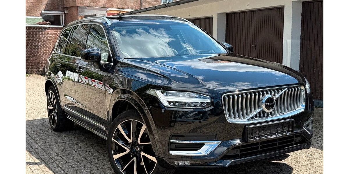 Volvo XC90 135.000 km 38.840 &euro; Düsseldorf 40468