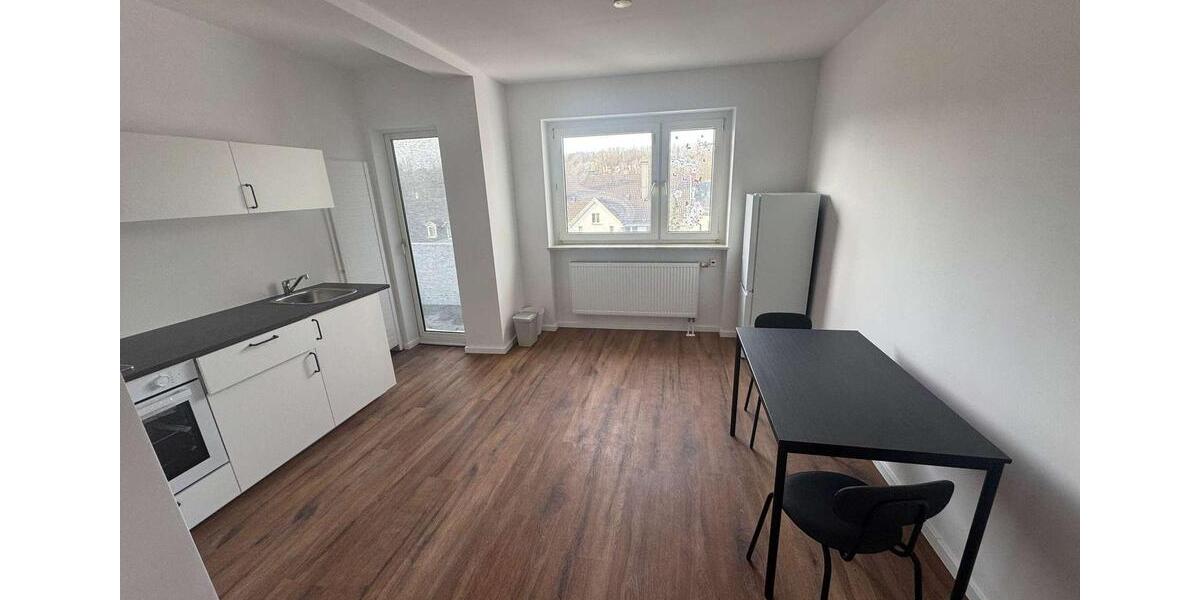Etagenwohnung Wuppertal Elberfeld - 2.5 Zimmer, 15 m&sup2;, 370&euro; | Angebot:25500373