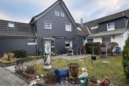 Haus Wermelskirchen - 3.5 Zimmer, 84 m&sup2;, 250.000&euro; | Angebot:25046706