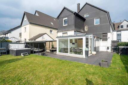 Haus Leichlingen - 8 Zimmer, 176 m&sup2;, 699.000&euro; | Angebot:25669323