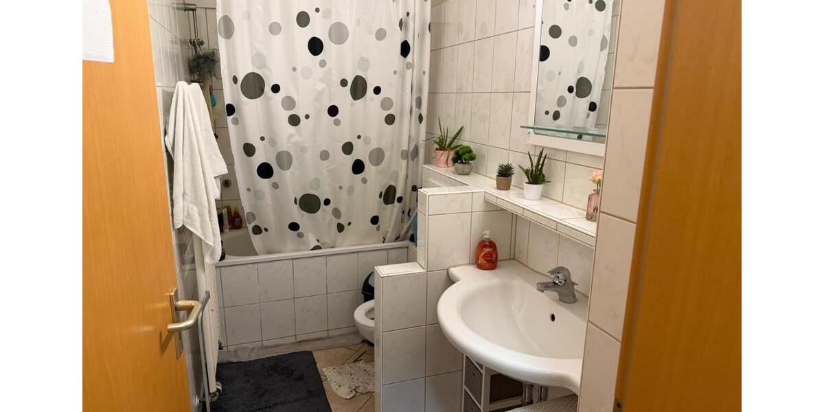Etagenwohnung Mülheim an der Ruhr - 3 Zimmer, 70 m&sup2;, 1.068&euro; | Angebot:27533028