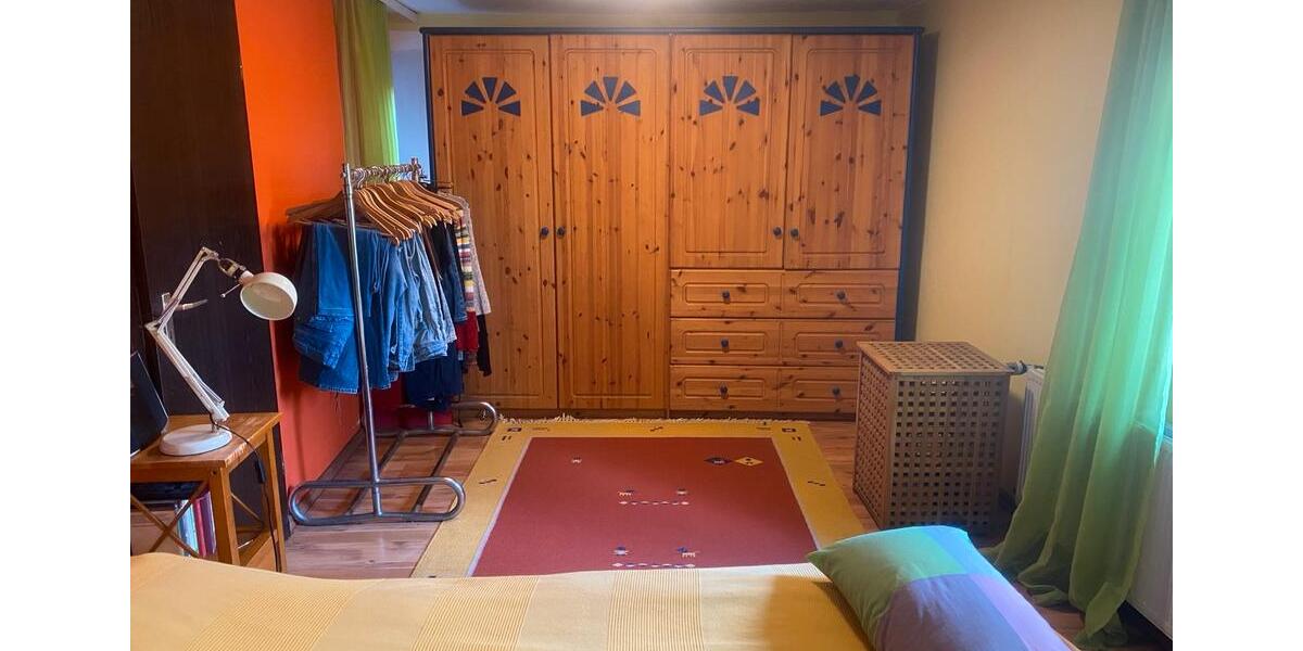 Einfamilienhaus Solingen Wald - 9 Zimmer, 160 m&sup2;, 560.000&euro; | Angebot:25831755