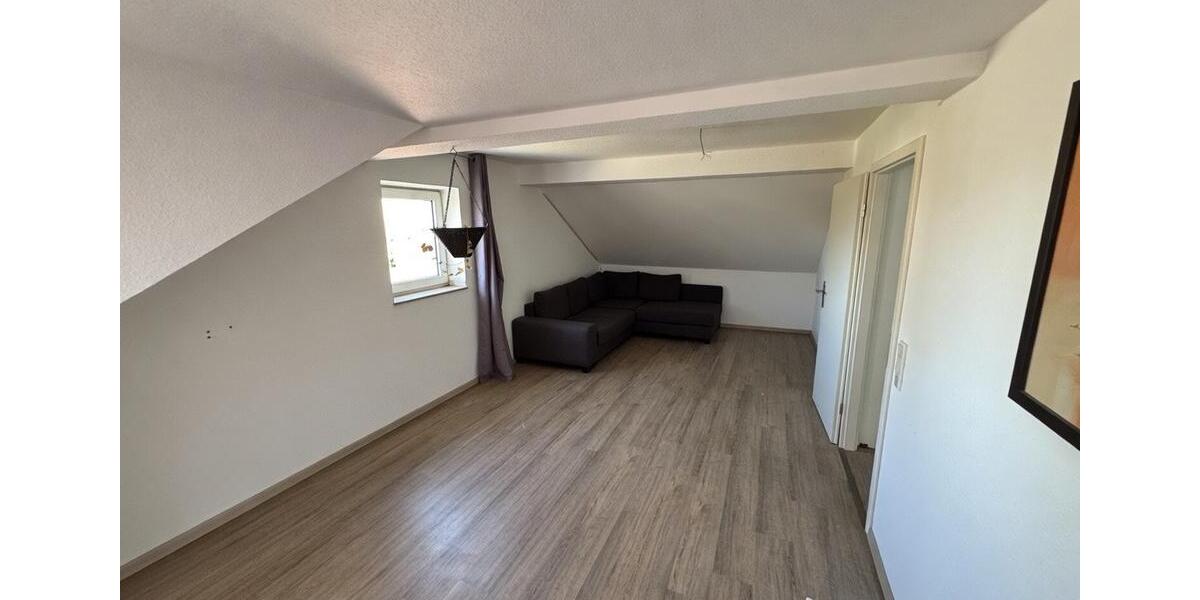 Dachgeschoßwohnung Gelsenkirchen Gelsenkirchen-West - 2 Zimmer, 47 m&sup2;, 350&euro; | Angebot:25532992