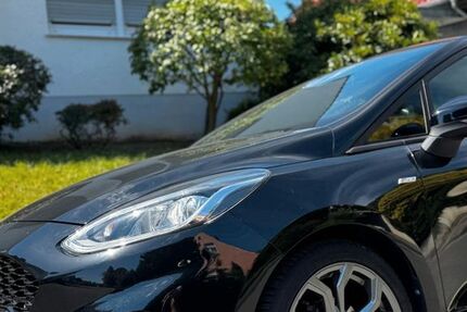 Ford Fiesta 40.900 km 11.590 &euro; Solingen 42719