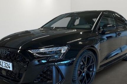 Audi RS3 4.000 km 69.980 &euro; Düsseldorf 40233