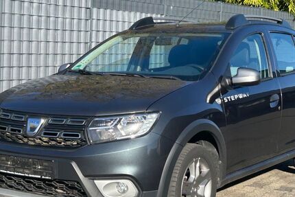 Dacia Sandero 59.500 km 8.750 &euro; Solingen 42655