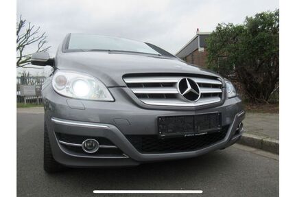 Mercedes-Benz B 200 105.000 km 6.000 &euro; Neuss 41468