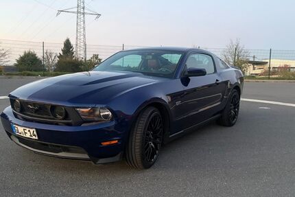 Ford Mustang 70.000 km 27.900 &euro; Wermelskirchen 42929