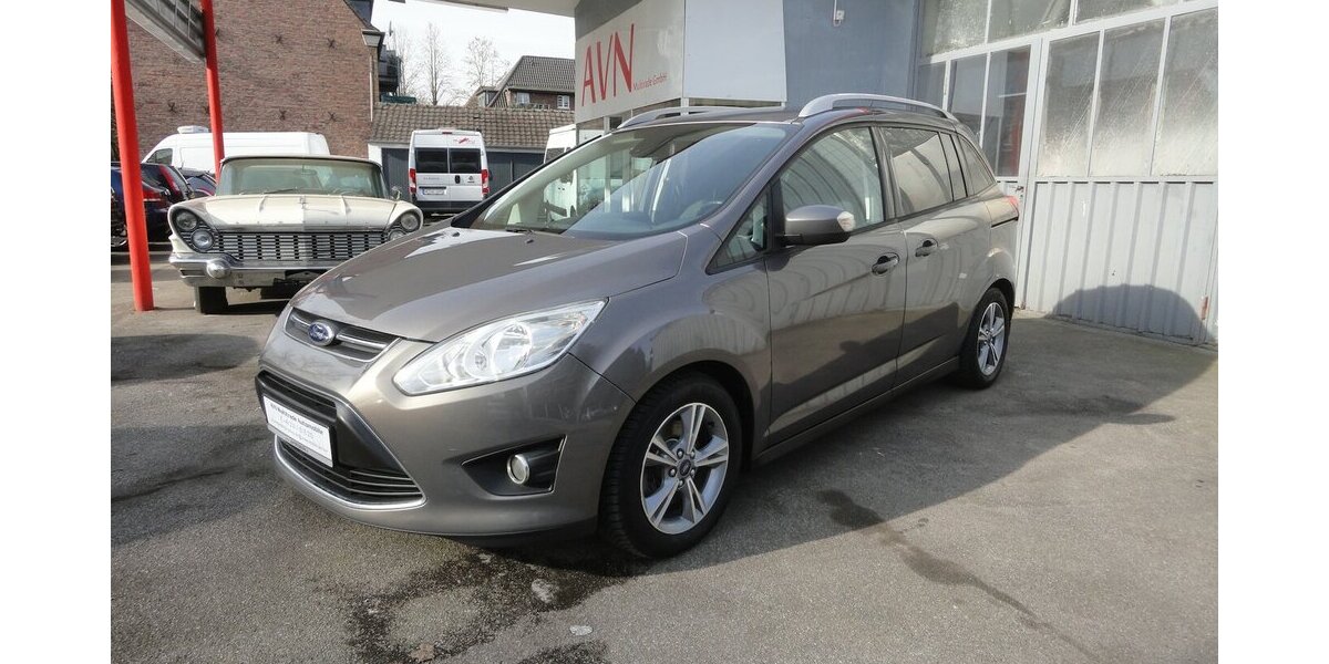 Ford Grand C-Max SYNC Edit. 1,6L/110KW Klima+SHZ+PDC 170.000 km 5.900 &euro; Neuss 41462