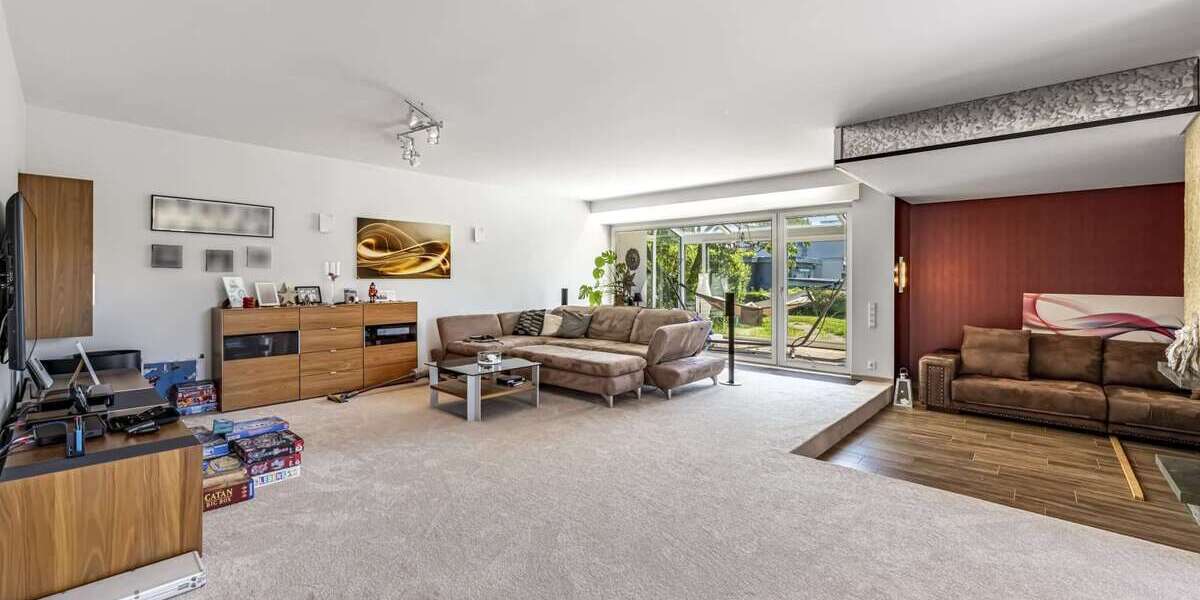 Einfamilienhaus Radevormwald-Innenstadt Innenstadt - 9 Zimmer, 370 m&sup2;, 794.000&euro; | Angebot:27034522