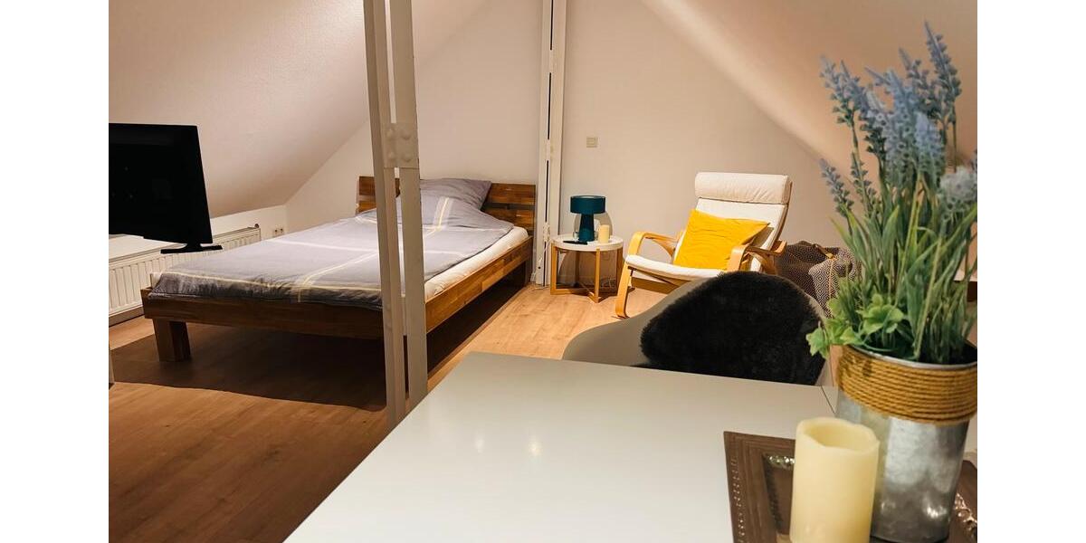 Dachgeschoßwohnung Wuppertal Elberfeld - 1 Zimmer, 39 m&sup2;, 600&euro; | Angebot:25995510