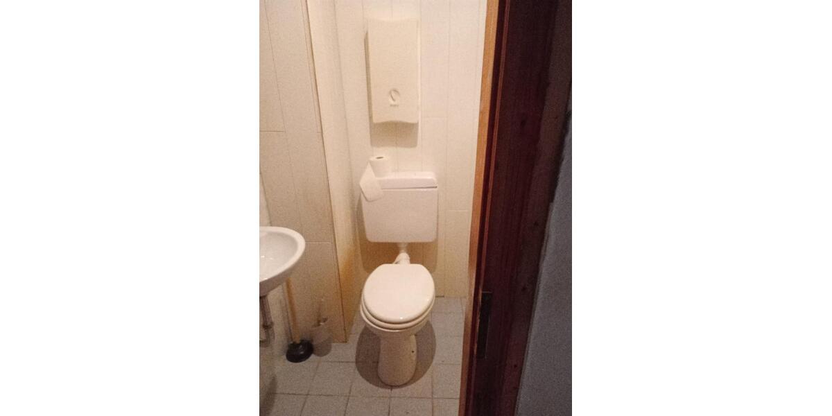 Etagenwohnung Gelsenkirchen Gelsenkirchen-Mitte - 5 Zimmer, 110 m&sup2;, 710&euro; | Angebot:27550521