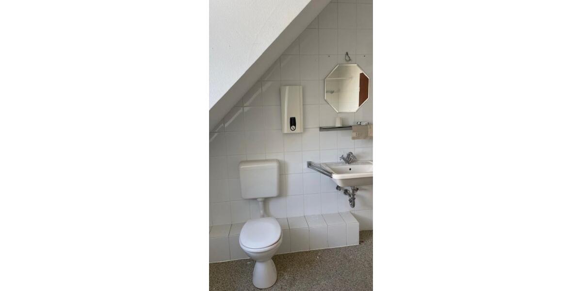 Dachgeschoßwohnung Wuppertal Gemarkung Barmen - 3 Zimmer, 80 m&sup2;, 520&euro; | Angebot:19076815