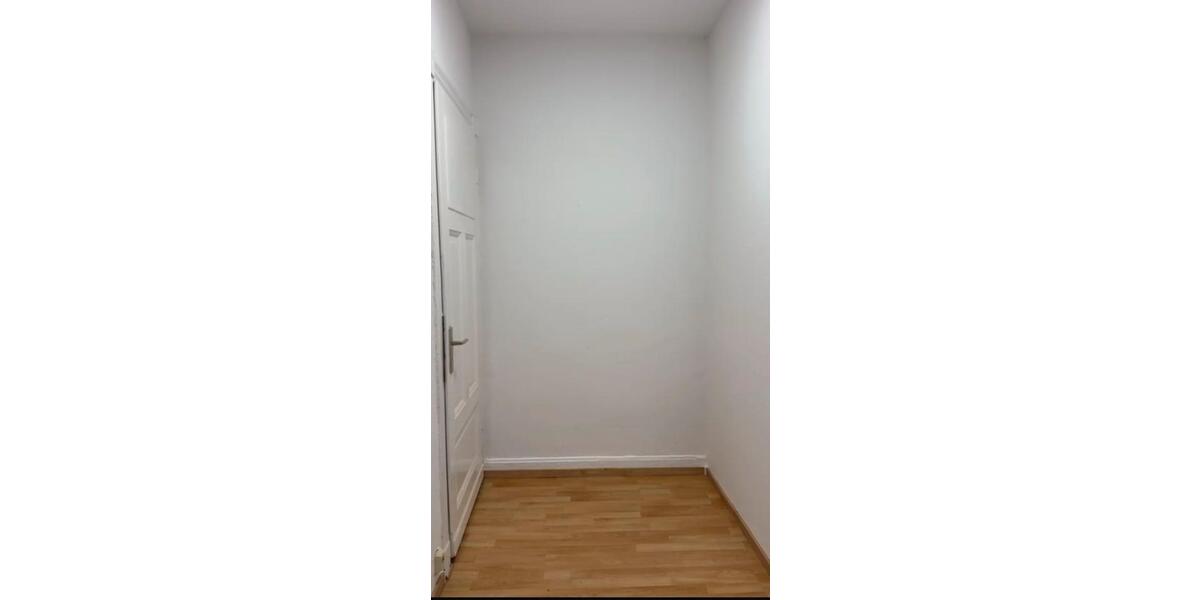 Etagenwohnung Duisburg - 2 Zimmer, 49 m&sup2;, 590&euro; | Angebot:25979641