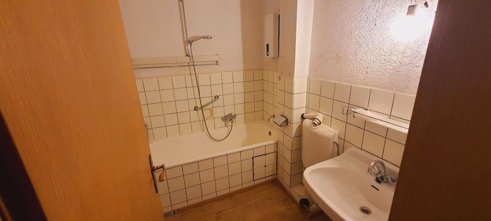 Etagenwohnung Duisburg Großenbaum - 3 Zimmer, 68 m&sup2;, 980&euro; | Angebot:27535704