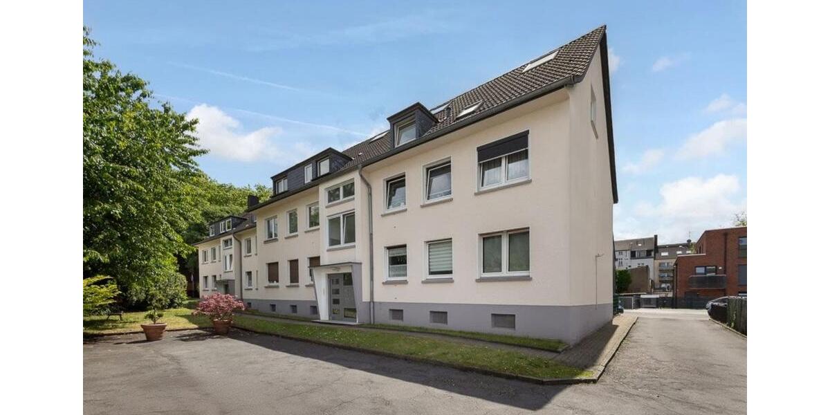 Dachgeschoßwohnung Essen Stadtbezirk III - 3 Zimmer, 55 m&sup2;, 590&euro; | Angebot:25811924