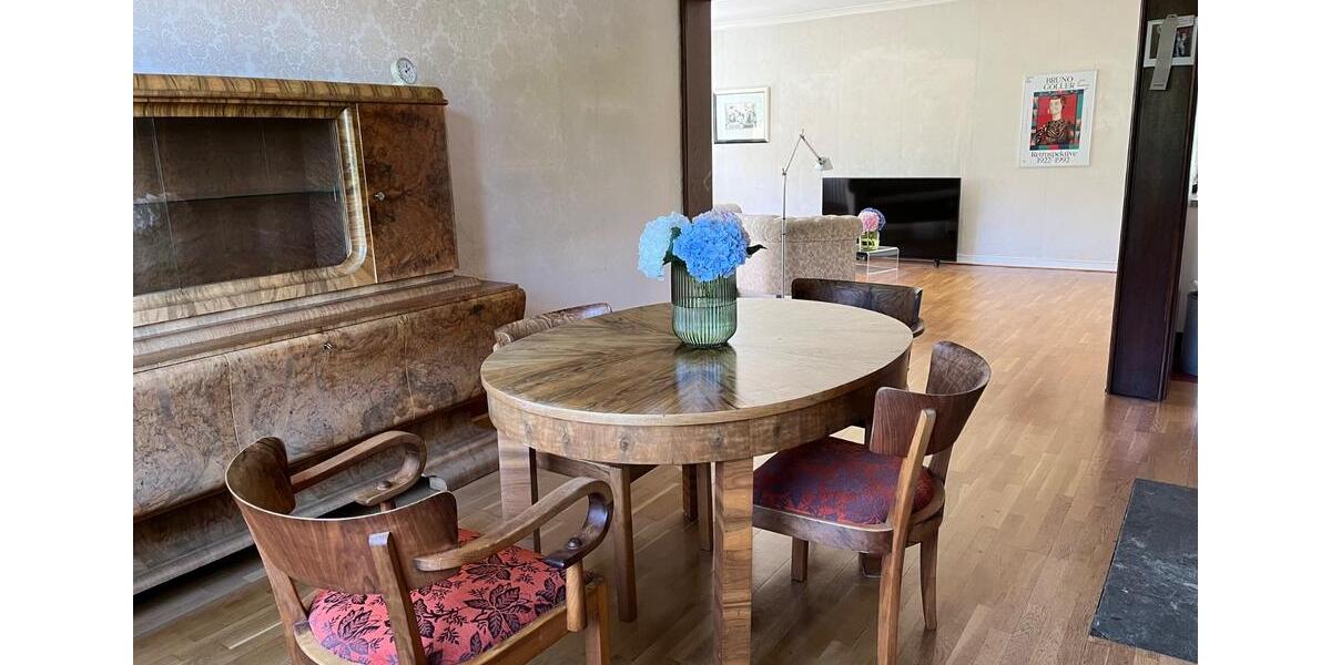 Villa Hückeswagen - 7 Zimmer, 250 m&sup2;, 620.000&euro; | Angebot:26764380