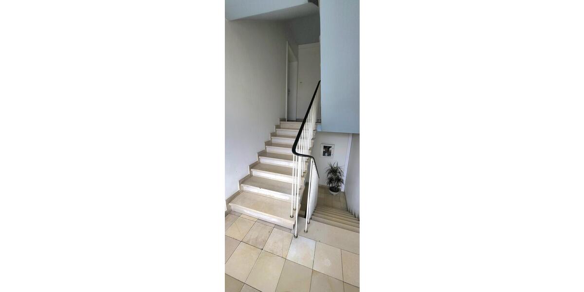 Etagenwohnung Essen Stadtbezirk II - 3 Zimmer, 76 m&sup2;, 650&euro; | Angebot:26381515