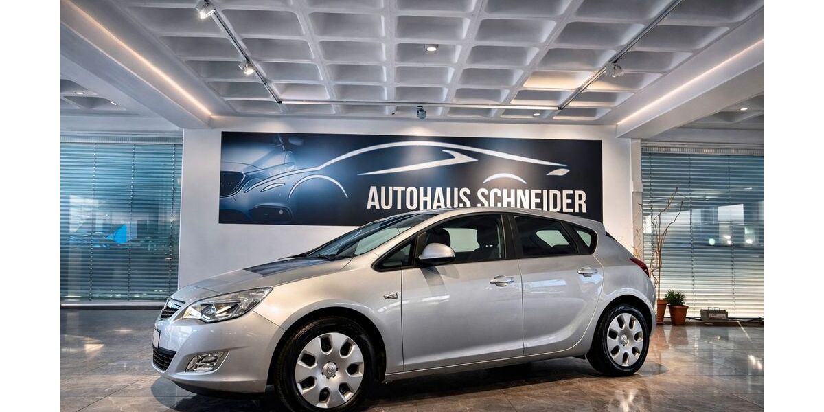 Opel Astra 52.190 km 8.800 &euro; Ratingen 40880