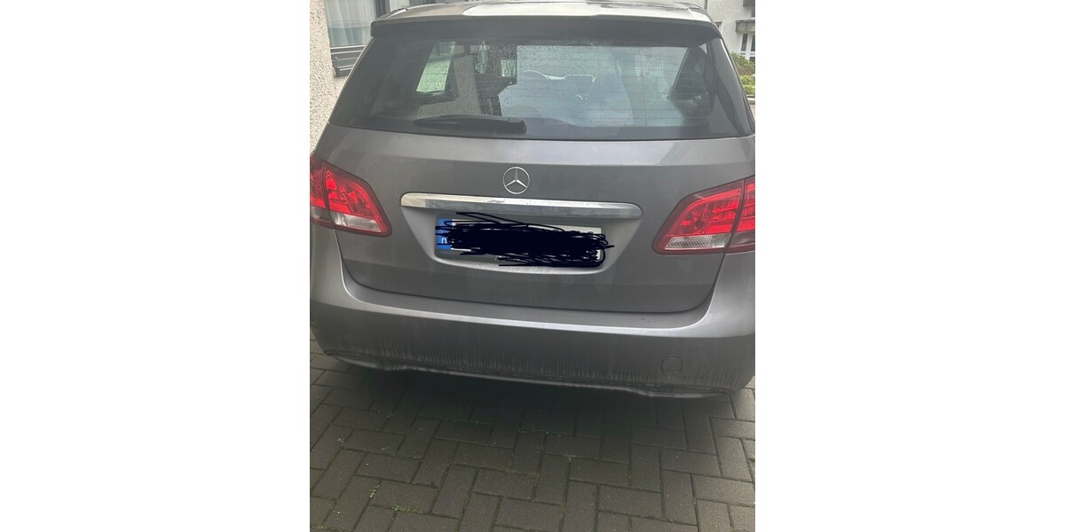 Mercedes-Benz B 180 220.000 km 9.000 &euro; Essen 45121