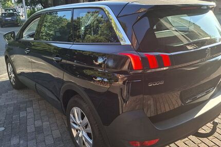 Peugeot 5008 52.000 km 14.200 &euro; Mülheim an der Ruhr 45473