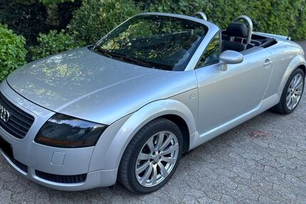 Audi TT 177.101 km 6.800 &euro; Düsseldorf 40489