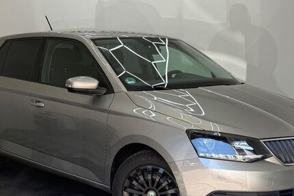 Skoda Fabia 109.000 km 8.999 &euro; Radevormwald 42477