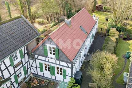 Haus Solingen Central - 3 Zimmer, 123 m&sup2;, 459.000&euro; | Angebot:25447425