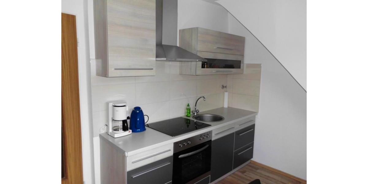 Dachgeschoßwohnung Wuppertal Eckbusch - 1 Zimmer, 32 m&sup2;, 360&euro; | Angebot:27544520